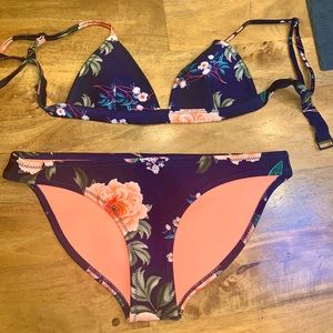 Triangl Bikini